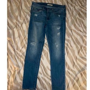 Levi’s Women 711 Skinny Ripped Jeans